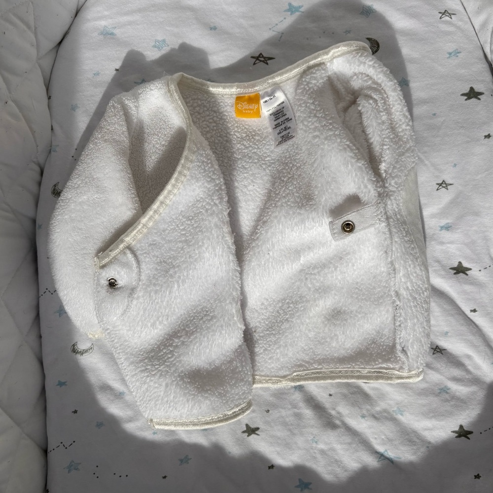 ⭒ NB Winnie the Pooh Disney Baby White Button Up Long Sleeve Fleece Bows Patch ⭒ - Picture 4 of 10